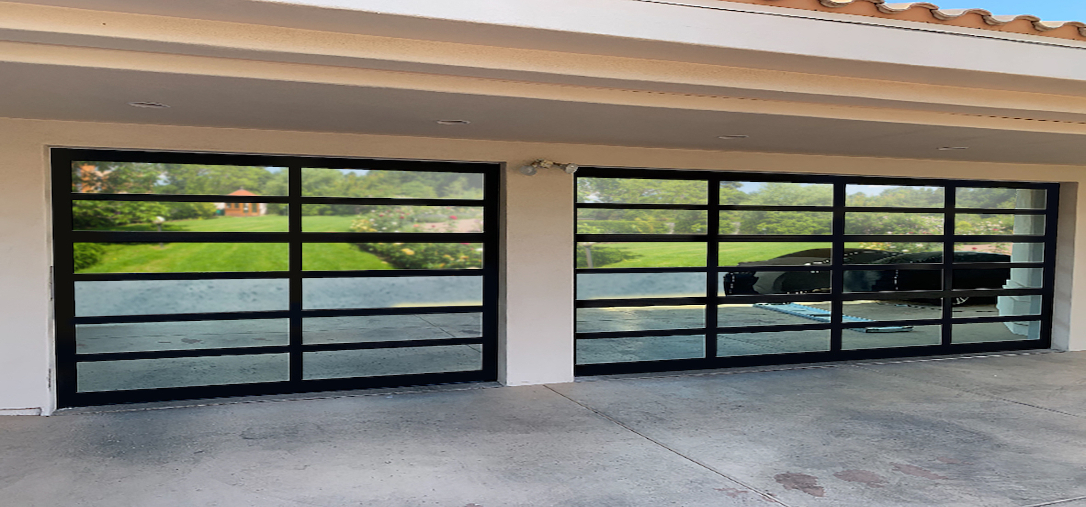 Model EL125 Contemporary Aluminum Garage Doors